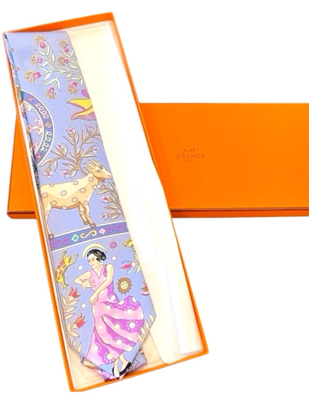 Hermès Vintage Graphic Tie Lavender Multi-Colored Pattern 100% Silk